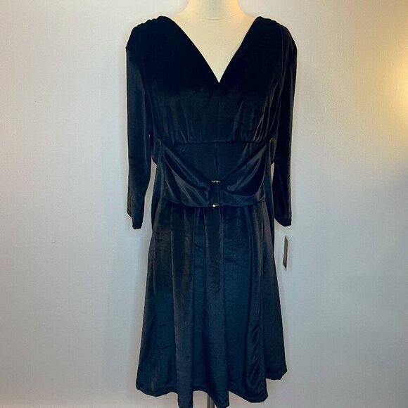 Completely Me by Liz Lange Women's Black Velour Dress - Size PXL - NWT - Picture 1 of 4